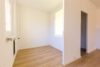 Gemütlich ins neue Heim - helle 2 Raum Wohnung - Küche (Beispiel)